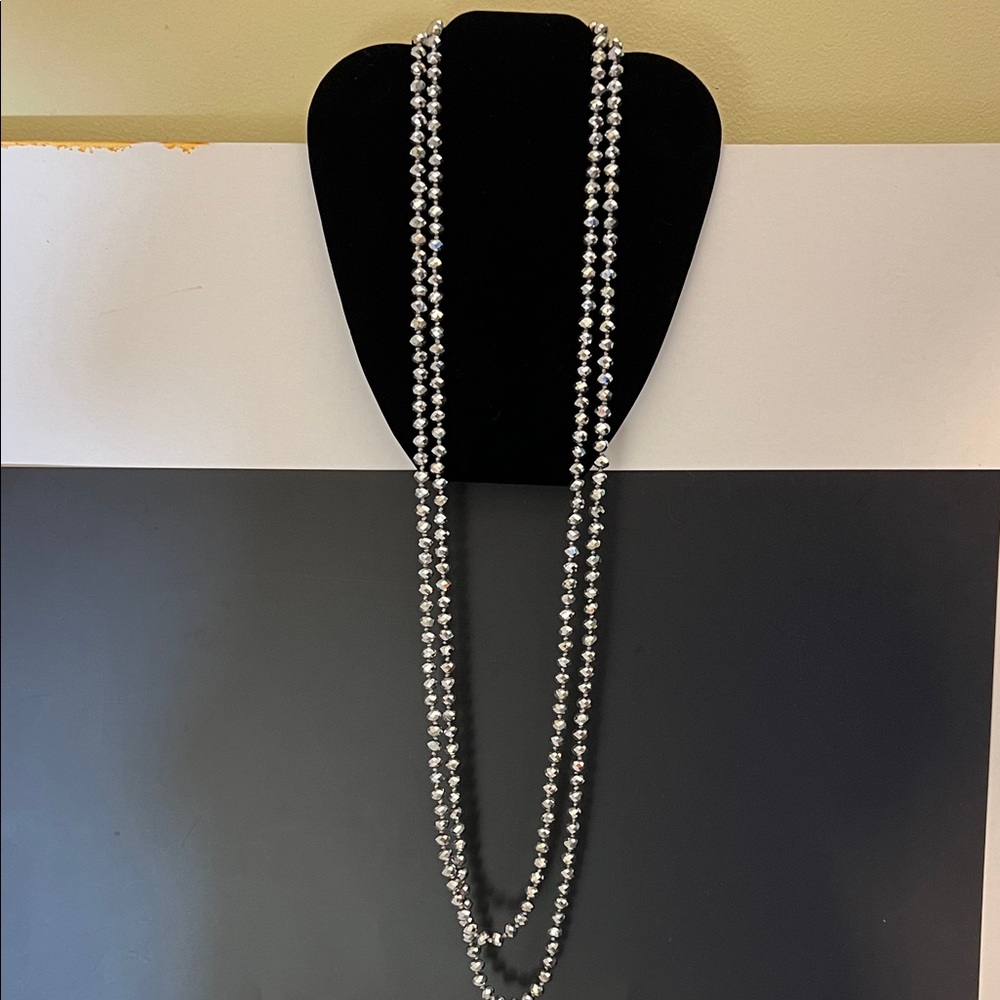 Silver Metallic Faceted Hand‎ Knotted Glass Bead Flapper Necklace 80”